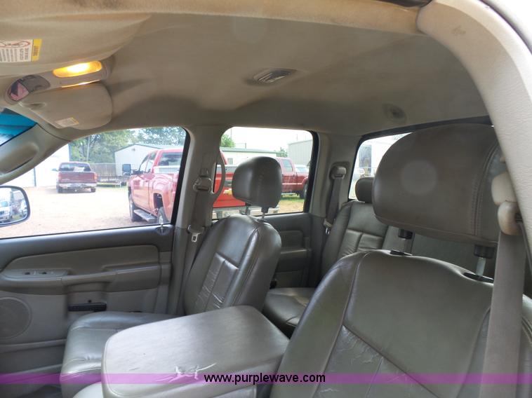 image for item K7059 2004 Dodge Ram 1500 Quad Cab pickup truck