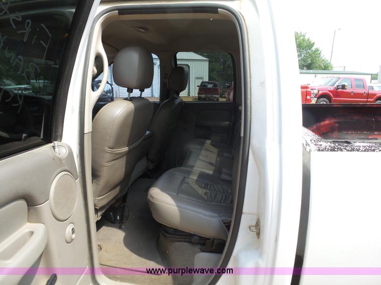 image for item K7059 2004 Dodge Ram 1500 Quad Cab pickup truck