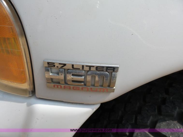 image for item K7059 2004 Dodge Ram 1500 Quad Cab pickup truck