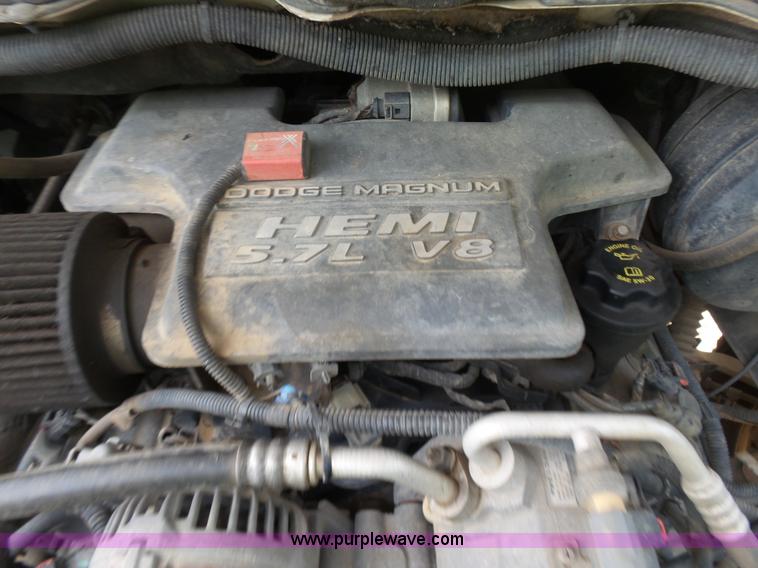 image for item K7059 2004 Dodge Ram 1500 Quad Cab pickup truck