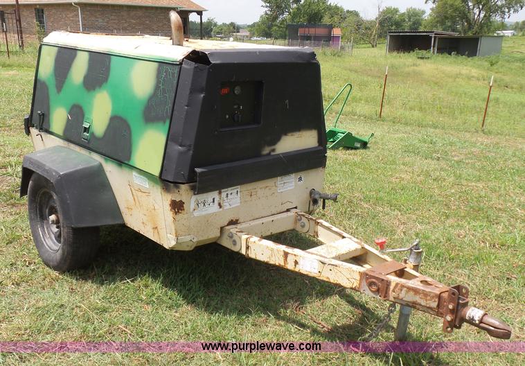 image for item K7067 1999 Ingersoll Rand P185WJD air compressor
