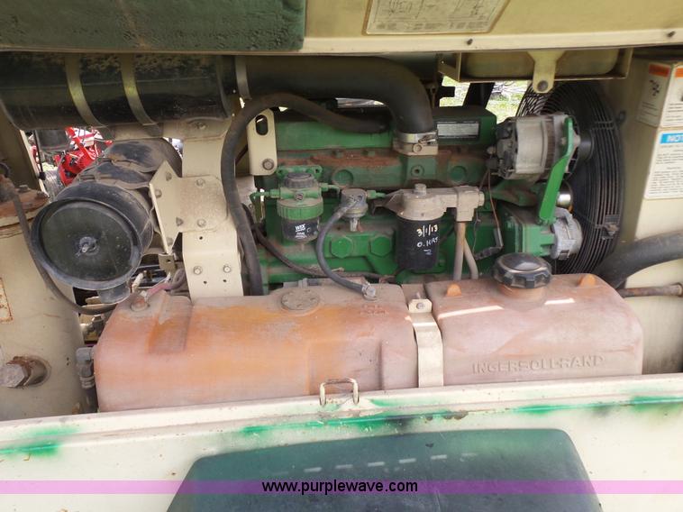image for item K7067 1999 Ingersoll Rand P185WJD air compressor