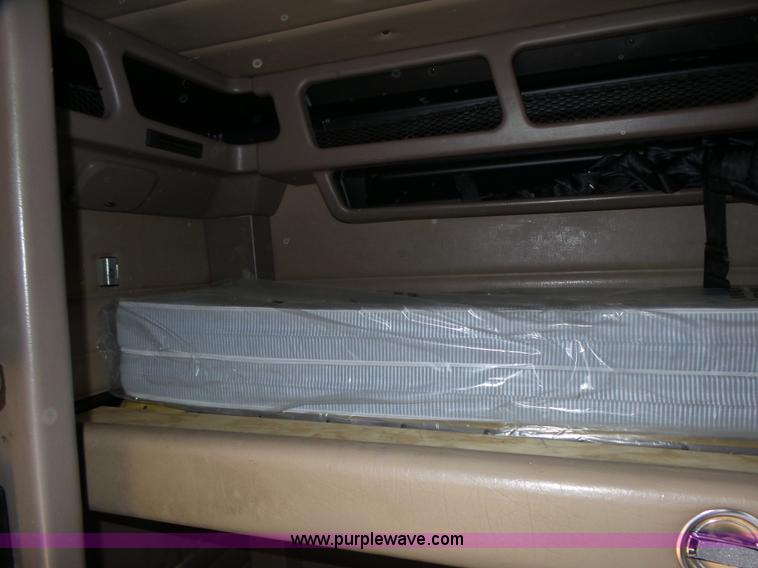 image for item K8435 Unibilt UltraCab standup sleeper