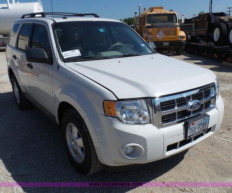 image for item L1569 2012 Ford Escape XLT SUV