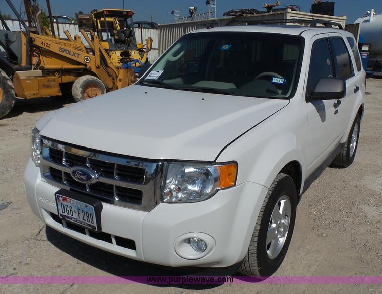 image for item L1569 2012 Ford Escape XLT SUV