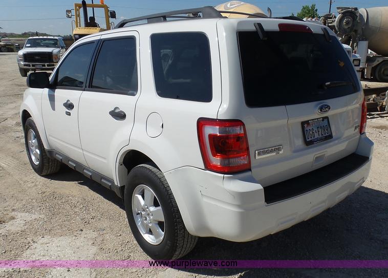 image for item L1569 2012 Ford Escape XLT SUV