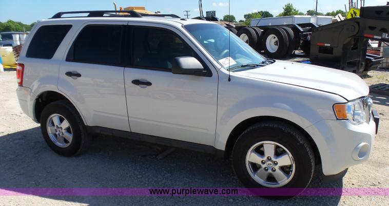 image for item L1569 2012 Ford Escape XLT SUV