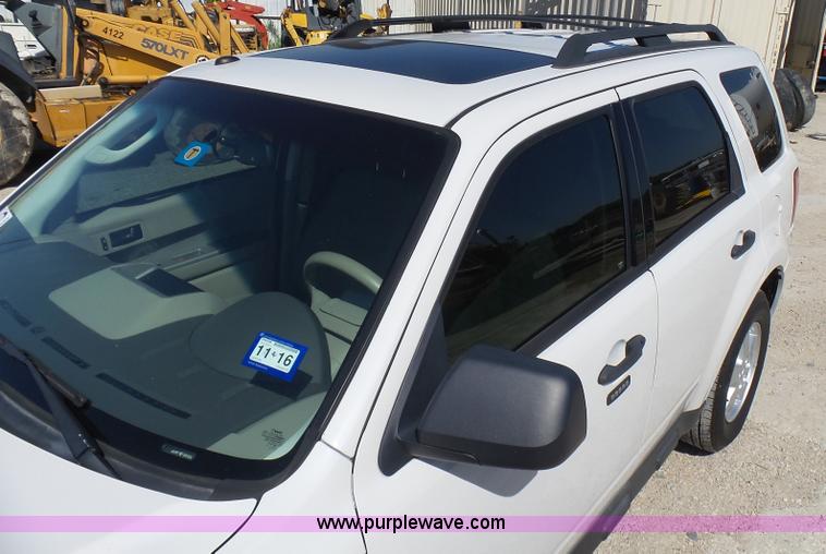 image for item L1569 2012 Ford Escape XLT SUV