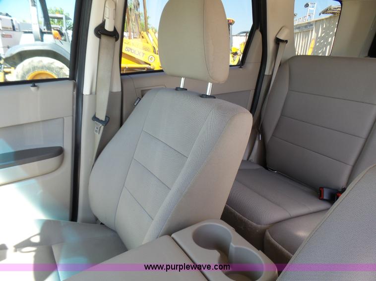 image for item L1569 2012 Ford Escape XLT SUV