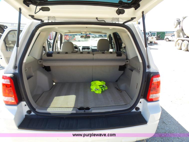 image for item L1569 2012 Ford Escape XLT SUV