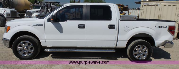 image for item L1570 2013 Ford F150 XLT SuperCrew pickup truck