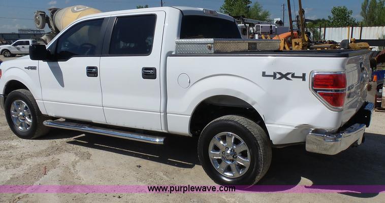 image for item L1570 2013 Ford F150 XLT SuperCrew pickup truck