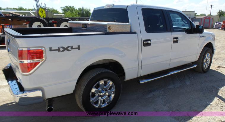 image for item L1570 2013 Ford F150 XLT SuperCrew pickup truck
