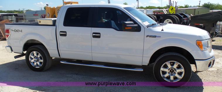 image for item L1570 2013 Ford F150 XLT SuperCrew pickup truck