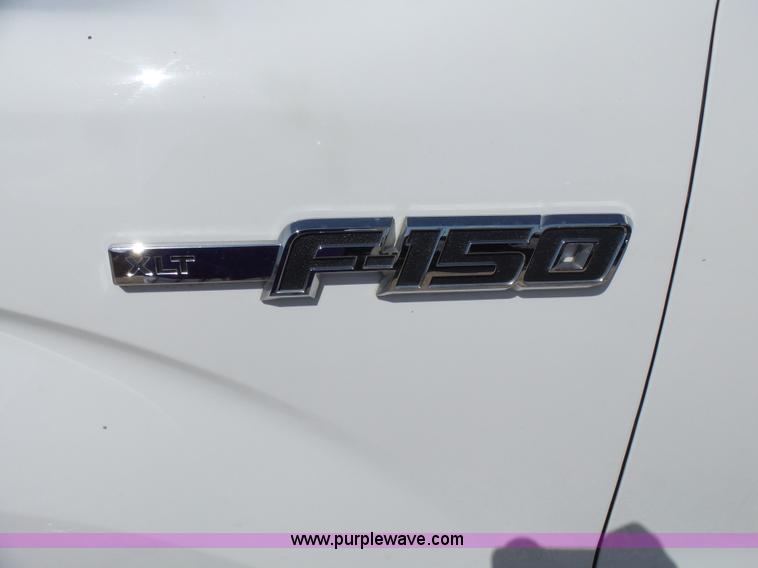 image for item L1570 2013 Ford F150 XLT SuperCrew pickup truck