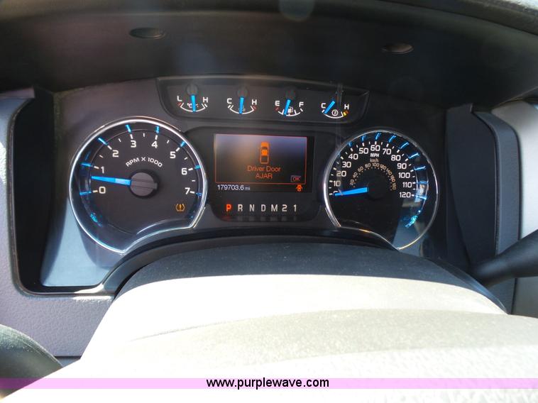 image for item L1570 2013 Ford F150 XLT SuperCrew pickup truck