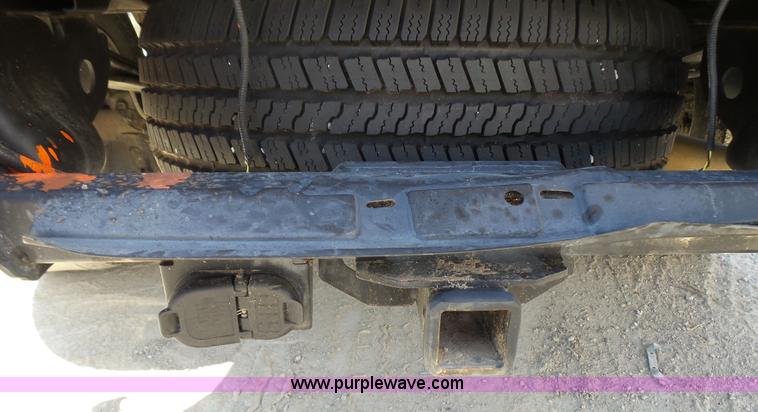 image for item L1570 2013 Ford F150 XLT SuperCrew pickup truck