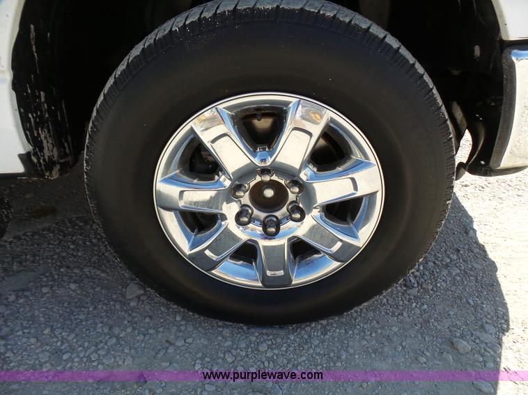 image for item L1570 2013 Ford F150 XLT SuperCrew pickup truck