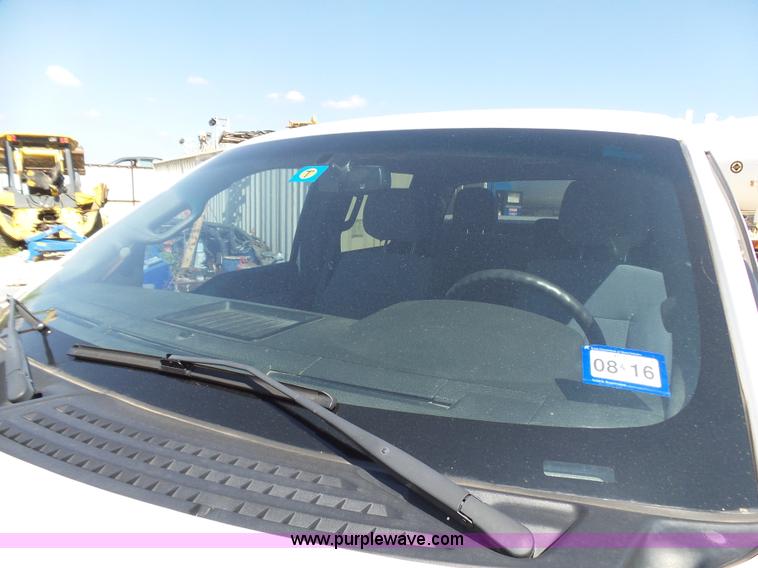 image for item L1570 2013 Ford F150 XLT SuperCrew pickup truck