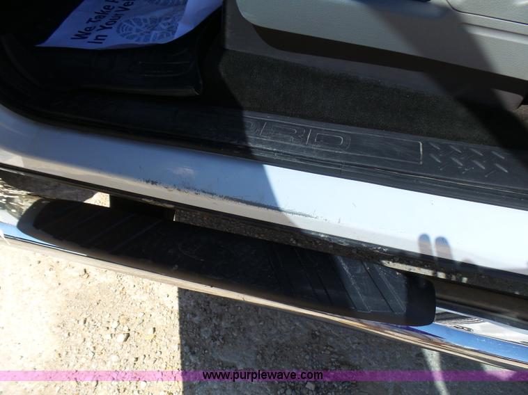 image for item L1570 2013 Ford F150 XLT SuperCrew pickup truck