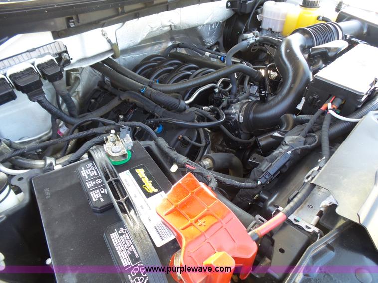 image for item L1570 2013 Ford F150 XLT SuperCrew pickup truck