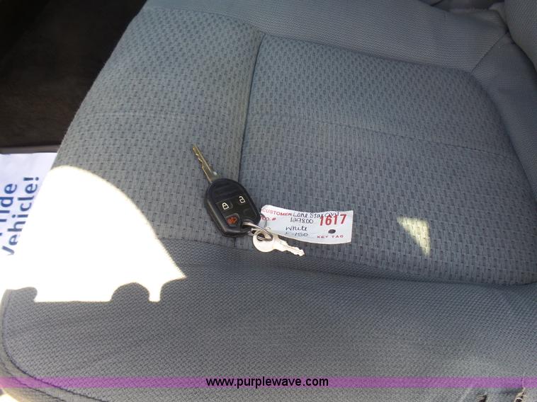 image for item L1570 2013 Ford F150 XLT SuperCrew pickup truck