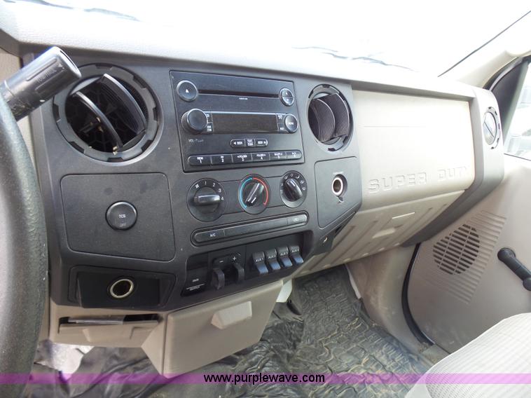 image for item L1571 2008 Ford F450 Super Duty XL Crew Cab service truck