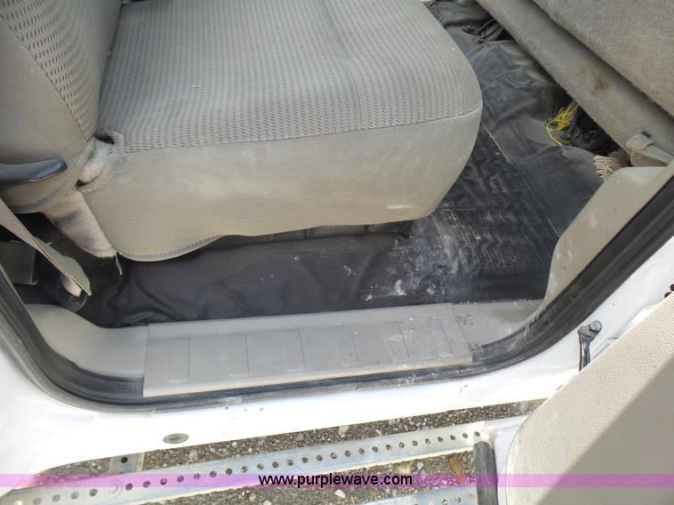 image for item L1571 2008 Ford F450 Super Duty XL Crew Cab service truck