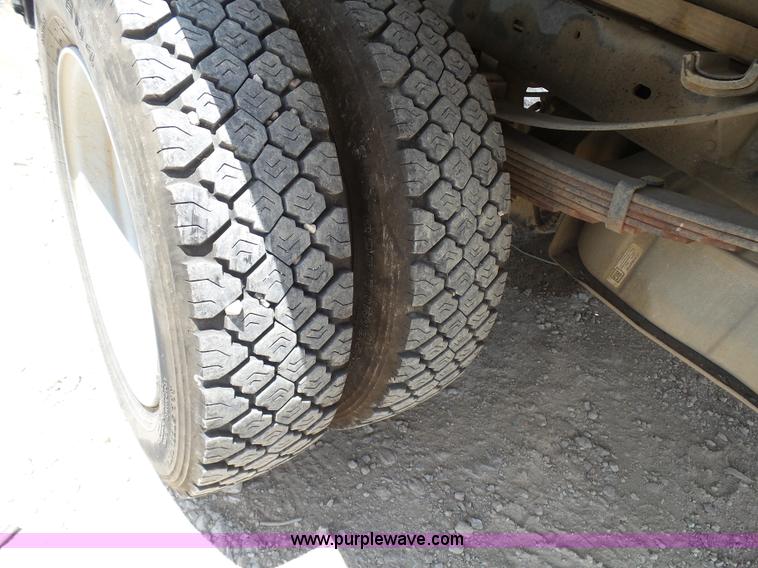 image for item L1571 2008 Ford F450 Super Duty XL Crew Cab service truck