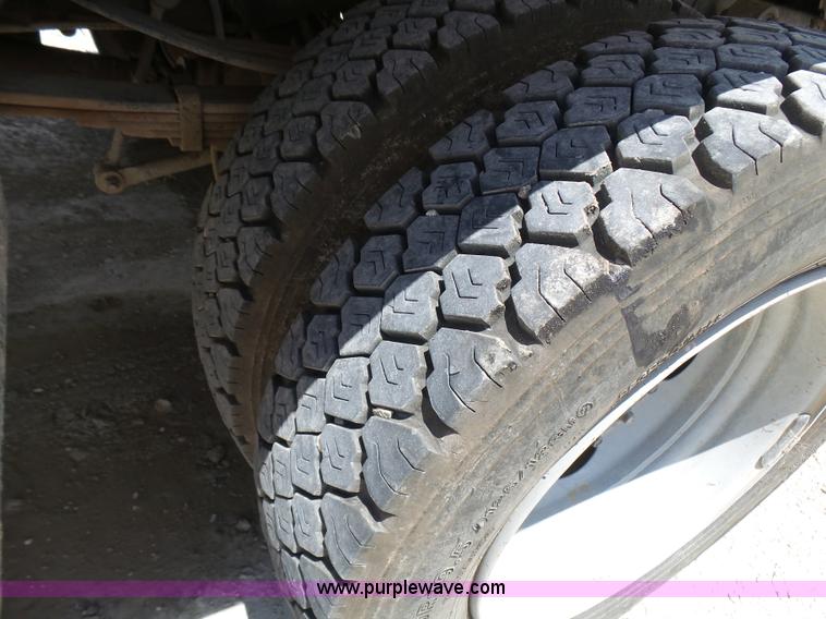 image for item L1571 2008 Ford F450 Super Duty XL Crew Cab service truck