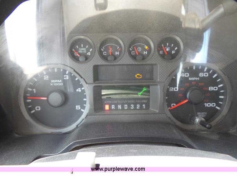 image for item L1571 2008 Ford F450 Super Duty XL Crew Cab service truck