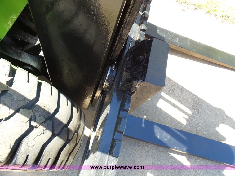 image for item L1574 Clark CY80 forklift