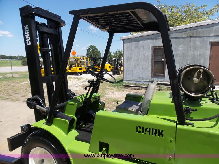 image for item L1574 Clark CY80 forklift