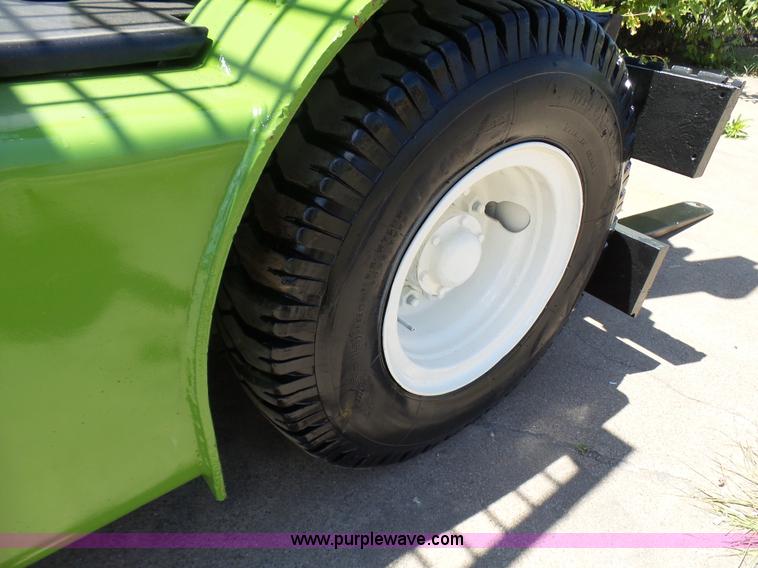 image for item L1574 Clark CY80 forklift