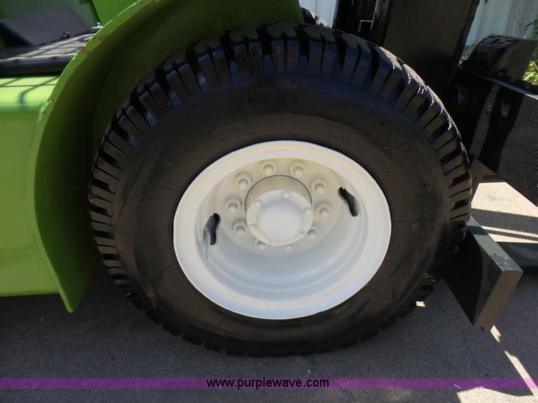 image for item L1574 Clark CY80 forklift