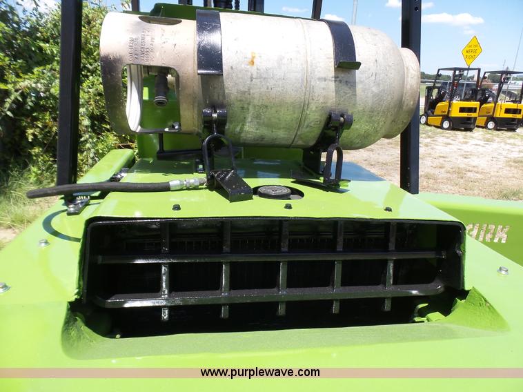 image for item L1574 Clark CY80 forklift