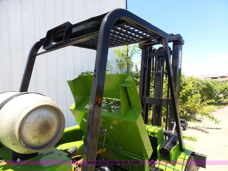 image for item L1574 Clark CY80 forklift