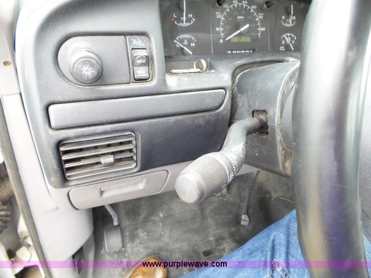 image for item L5513 1997 Ford F450 Super Duty service truck