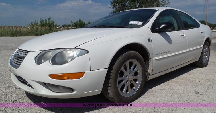 image for item L5515 1999 Chrysler 300M
