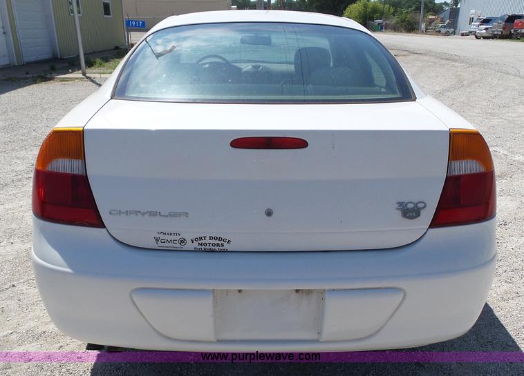 image for item L5515 1999 Chrysler 300M