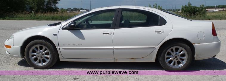 image for item L5515 1999 Chrysler 300M