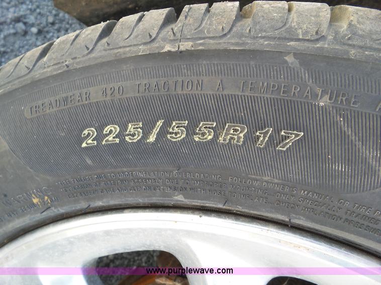 image for item L5515 1999 Chrysler 300M