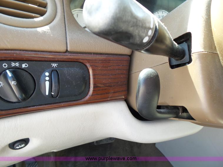 image for item L5515 1999 Chrysler 300M