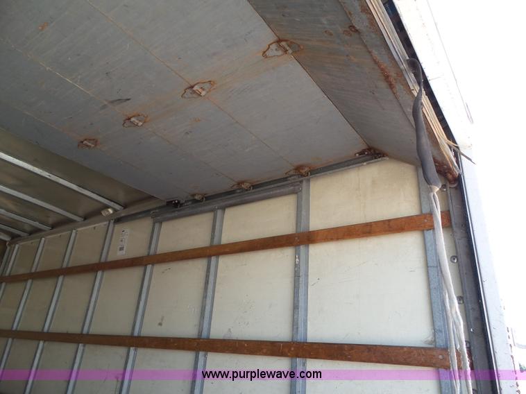 image for item L5516 2002 Ford E350 Super Duty box truck