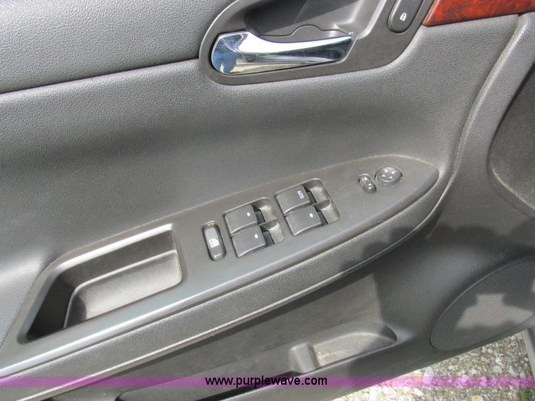 image for item L6196 2006 Chevrolet Impala