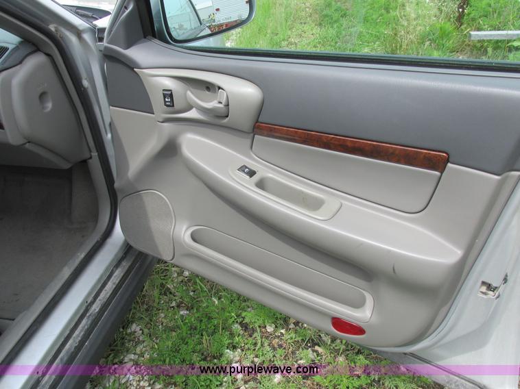 image for item L6197 2003 Chevrolet Impala