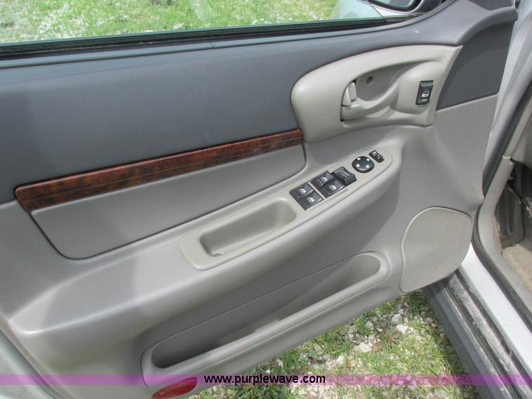 image for item L6197 2003 Chevrolet Impala