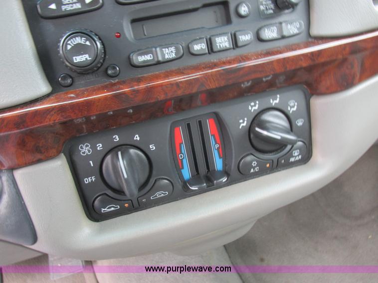 image for item L6197 2003 Chevrolet Impala