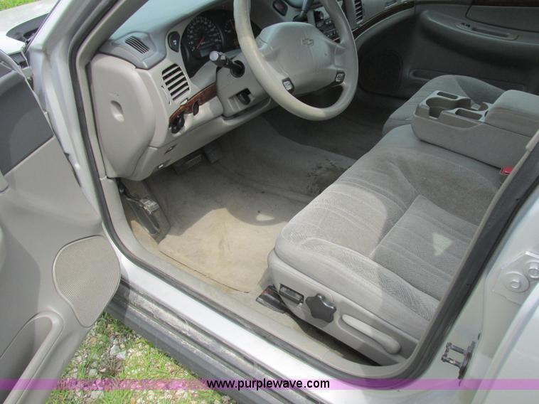 image for item L6197 2003 Chevrolet Impala
