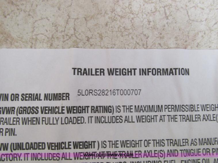 image for item L6198 2005 Sunray Smokey camper